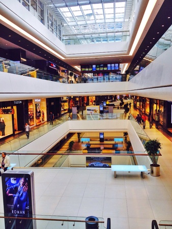 Ozdilek Park stanbul Shopping Mall interior viewの素材