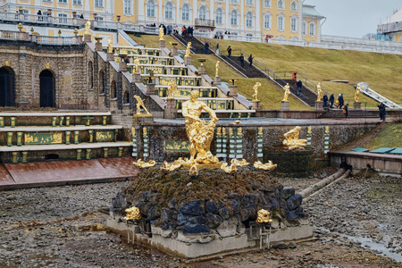 SAINT PETERSBURG, Russia - April 14, 2015: The Landscape Around Peterhof Palace, Saint Petersburg, Russiaのeditorial素材