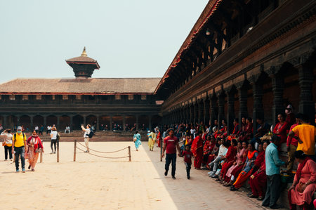 Bhaktapur, Nepal - Apr 16, 2023: Locals gathering and celebrating Biska Jatra (Bisket Jatra) festival or the Nepalese New Year at Bhaktapur, Nepalのeditorial素材
