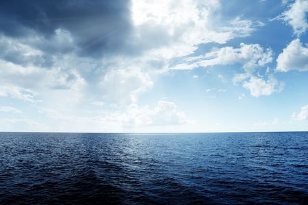ocean and perfect skyの写真素材