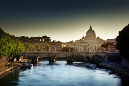 view on Tiber and St Peter Basilica in Vatican のeditorial素材