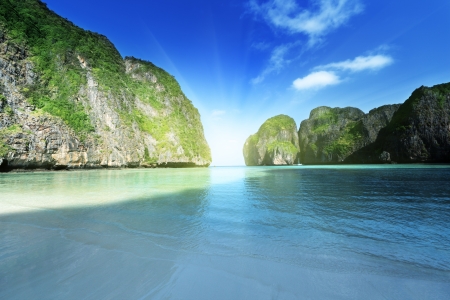morning time at  Maya bay, Phi Phi Leh island,Thailandの写真素材