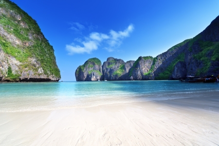 morning time at  Maya bay, Phi Phi Leh island,Thailandの写真素材