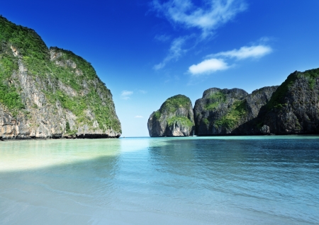 morning time at  Maya bay, Phi Phi Leh island,Thailandの写真素材
