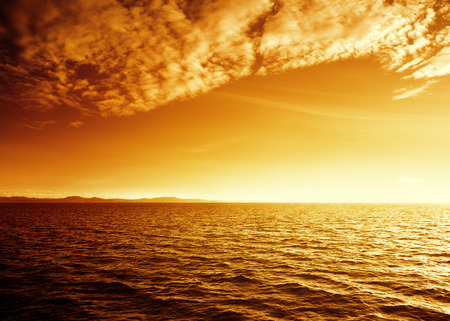 ocean in sunset timeの写真素材