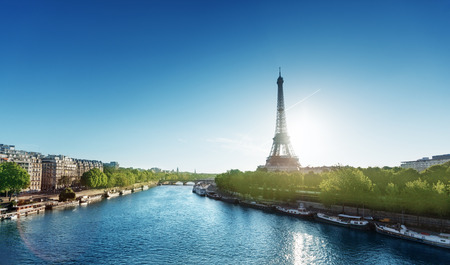 Eiffel tower in sunrise time の写真素材