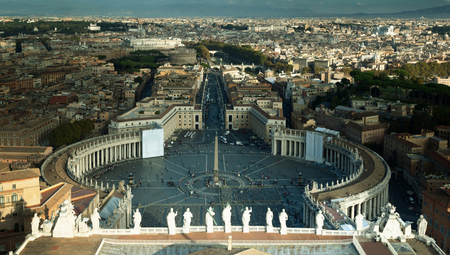 Saint Peter's Square in Vatican, Romeの写真素材