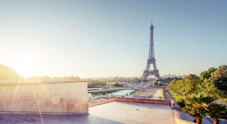 Eiffel Tower at sunrise, Paris, Franceの写真素材