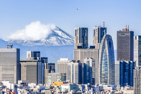 Skyscrapers Buildings of Shinjuku District in the Morning Autumn with Fuji Mountain Background from Bunkyo Civic Center Building, Tokyo, Japanのeditorial素材