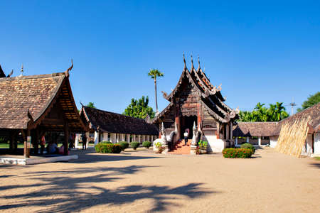 Thailand - November 19, 2019 : Tourist enjoy sightseeing Exterior of Main Chapel of Wat Ton Kwen (Wat Intharawat), Hang Dong, Chaing Maiのeditorial素材