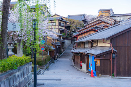 Japan - March 30, 2023 : Scenic view of Japanese Historical Wooden Houses at Ninenzaka and Sannenzaka in Spring, Kyotoのeditorial素材
