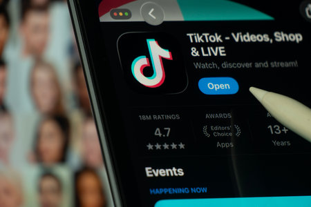 Dhaka, Bangladesh- 24 Oct 2025: A iPad screen displaying the TikTok app on App store.のeditorial素材