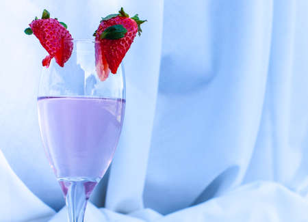 Elegant pink champagne  glass display の写真素材