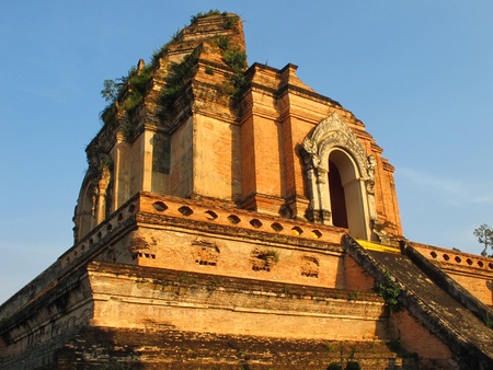 Wat Chedi Luang in Chiang Mai Thailand in the evening の写真素材