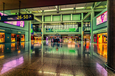 2020-05-21 /Incheon Airpoirt, Seoul Korea - The interior of the airport completely empty.のeditorial素材