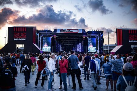 Sochi Russia 29 September 2019 medal square at sunset people at the final formula 1 concert.のeditorial素材