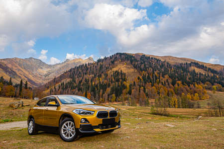 November 2 Russia 2021 BMW X2 New Golden Mountain Crossover Off-Roadのeditorial素材