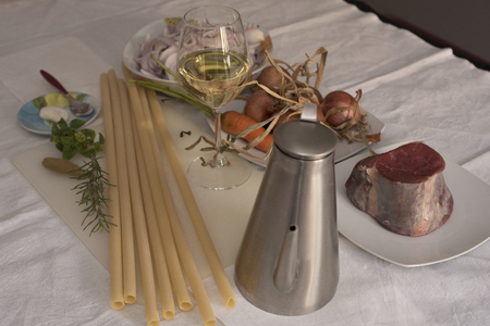 Ziti alla Genovese, ingredients. Candles of durum wheat to be broken by hand, muscle, onions AUBURN of "Montoro", white wine, cloves, rosemary, bay leaf, basil, lard, olive oil extra virgin, carrot,の写真素材