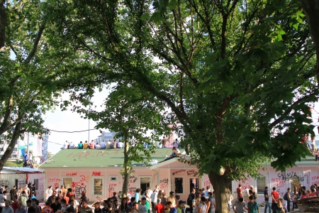 ISTANBUL - JUN 1: Violence sparked by plans to build on the Gezi Park have broadened into nationwide anti government unrest on June 1, 2013 in Istanbul, Turkey. Taksim Squareのeditorial素材