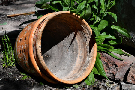 Small broken Clay pots along the roadsideの写真素材