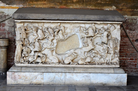 Tomb sculptures in the Monumental Cemetery at the Leaning Tower of Pisaの写真素材