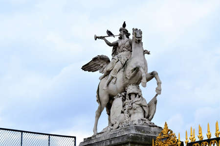 Day view of the Jardin des Tuileries garden, Paris, Franceの写真素材