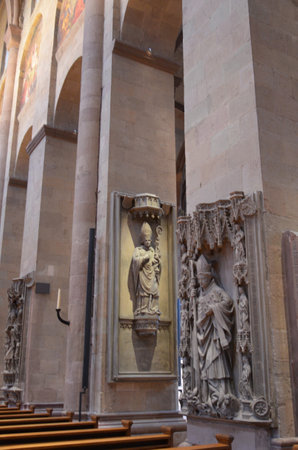 Mainz, Germany 10.05. 2019: interior of Mainz Cathedralの写真素材