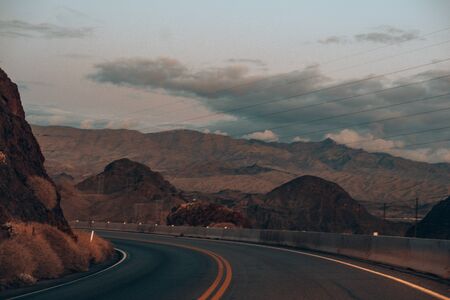 great basin hwy road to Hoover Dam, nevada, usa - december, 2019.のeditorial素材