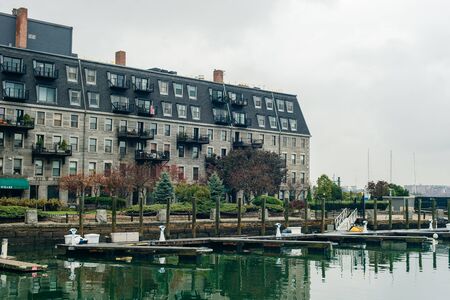 Boston, Ma, USA - february, 2020 Boston Waterfront Marina, Long Wharf in Boston Harborのeditorial素材