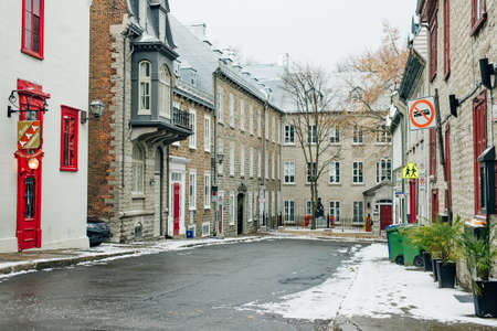 QUEBEC CITY, CANADA - dec, 2019 The ancient architecture of Quebec Cityのeditorial素材