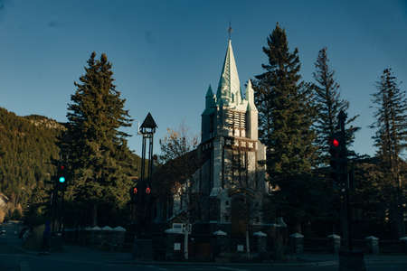 BANFF, ALBERTA, CANADA -dec, 2019 Scenic street view of the Banff Avenue.のeditorial素材