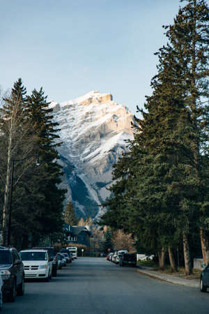 BANFF, ALBERTA, CANADA -dec, 2019 Scenic street view of the Banff Avenue.のeditorial素材