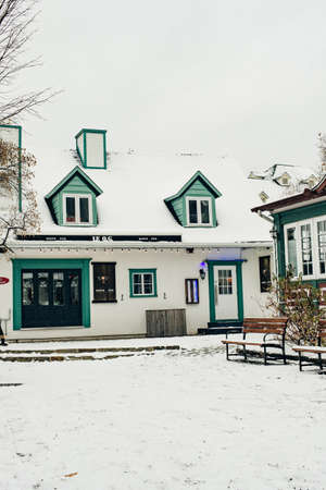 MONT-TREMBLANT, QC, CANADA - FEBRUARY 2020 Mont-Tremblant village in winter.のeditorial素材