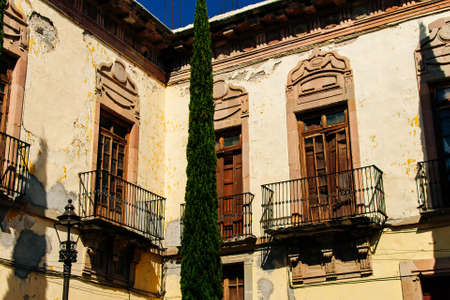 colorful street of Guanajuato city in Mexico. High quality photoのeditorial素材