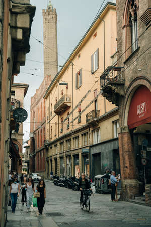 Narrow street in Florence, Tuscany, Italy. Architecture and landmark of Florence. Cozy Florence cityscape. high quality photoのeditorial素材