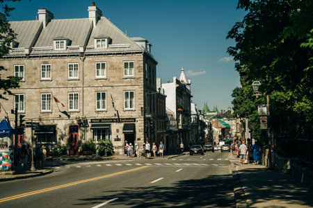 QUEBEC CITY, CANADA - SEP 2022 Old street in downtown. high quality photoのeditorial素材