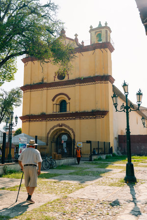 templo de san francisco de asis san cristobal de las casas, mexico - may 2023. High quality photoのeditorial素材