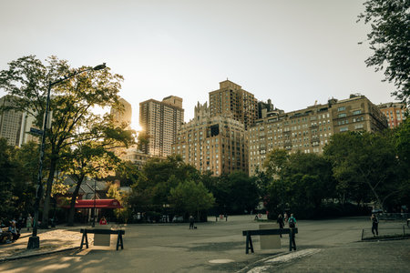 THE MALL, CENTRAL PARK, NEW YORK, USA-AUG, 2022: People walking down through the Mall in the Park. high quality photoのeditorial素材