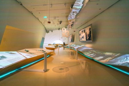 Baku, Azerbaijan - 1 Dec 2025 Heydar Aliyev Center architecture, designed by architect Zaha Hadid. High quality photoのeditorial素材