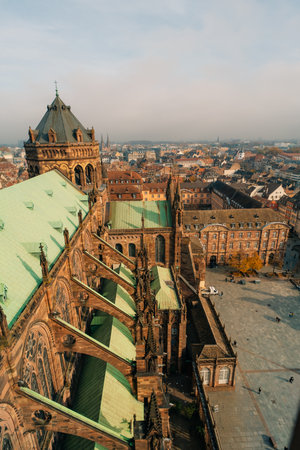 The roof of notre dame de Strasbourg with city in background.strasburg france - 1 Oct 2025. High quality photoの写真素材