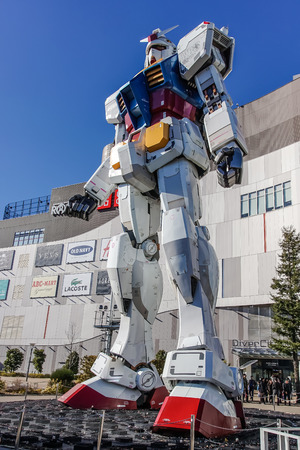 Gundam statue at odaiba diver city tokyoのeditorial素材