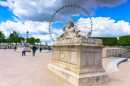 Paris, France - May 2, 2017: The statueのeditorial素材