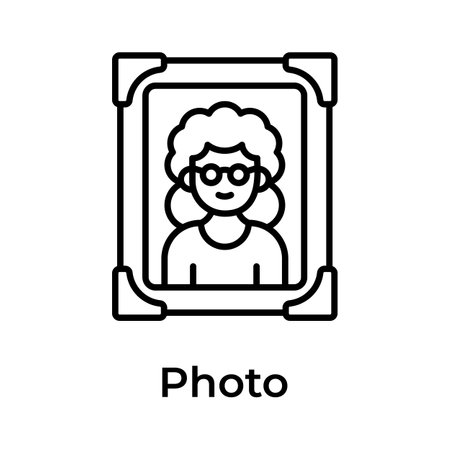Trendy icon of mom photograph in modern design styleのイラスト素材