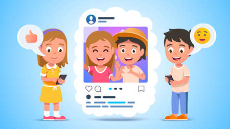 Kids couple posting, commenting, using emoticonsのイラスト素材