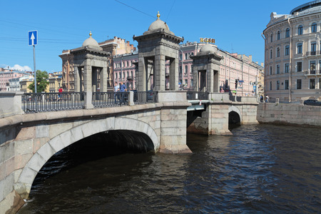 ST.-PETERSBURG-JUL 06: Lomonosov Bridge across the Fontanka River is the best preserved of towered movable bridges that used to be typical in the 18th century on Jul 06, 2013 in St.-Petersburg, Russiaのeditorial素材