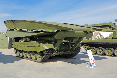 KUBINKA, MOSCOW OBLAST, RUSSIA - JUN 19, 2015: International military-technical forum ARMY-2015 in military-Patriotic park. The self-propelled bridge-laying tank MTU-90のeditorial素材