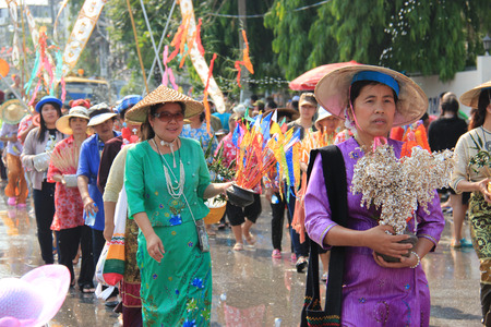 Chiangrai, Thailand - April 13, 2014: Songkran Festival, a famous festival in Thailand, is the traditional Thaisのeditorial素材