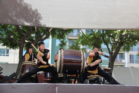 Los Angeles, California, USA - August 16, 2015: Japaneses are performing Japanese percussion instruments at Nisei Week Japanese Festival in Little Tokyo, Los Angeles.のeditorial素材
