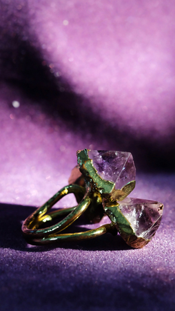 beauty-of-amethyst-ring-on-violet-background and have space for write wording, value popular accessory for men and womenの写真素材