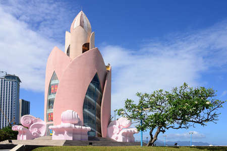 NHA TRANG, VIETNAM â 29 FEBRUARY 2020 : Tram Huong Tower, which is located in the center of the city,is considered as the symbol of Nha Trang cityのeditorial素材